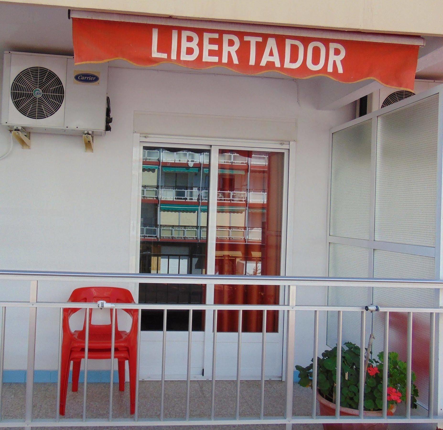 Hotel Libertador クリェラ エクステリア 写真